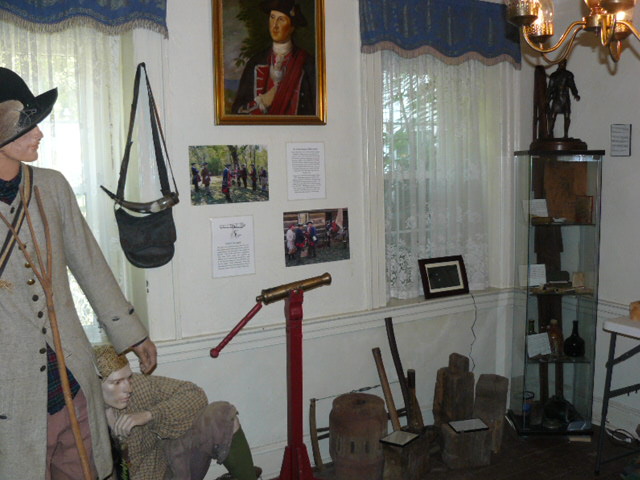 Colonial-Room-2.jpg